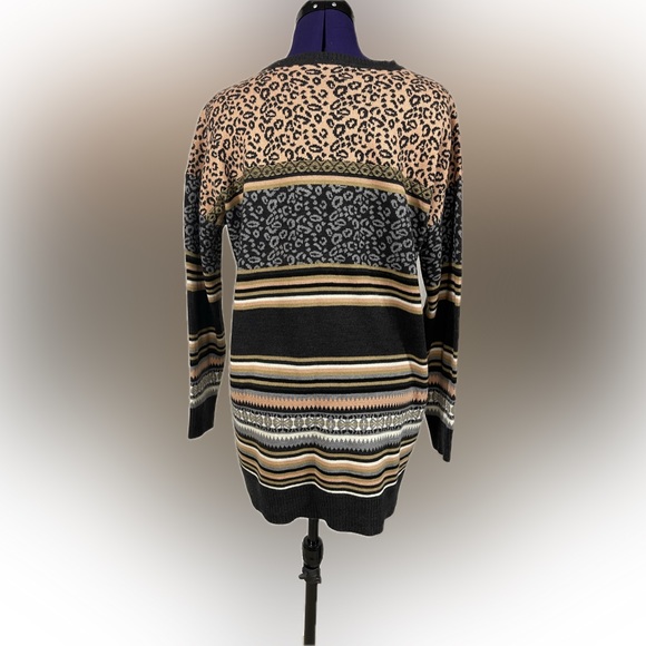 Cupio blush round neck Leopard striped multi-print sweater Lg - Picture 2 of 3